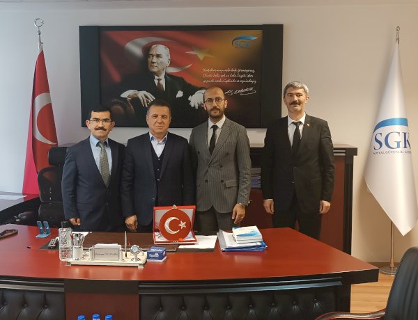 SGK-SEN GENEL MERKEZ YÖNETİMİNDEN GSS TESCİL ve PRİM DAİRE BAŞKANI RÜSTEM ÖZDEMİR 'E ZİYARET